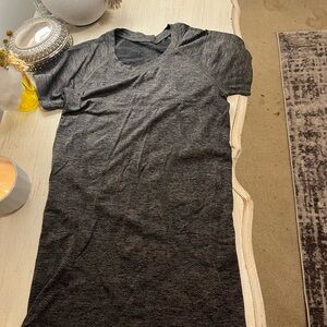 Lululemon Athletica Charcoal Short Sleeve Tee